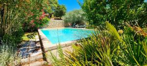 Maisons de vacances Maison spacieuse a Lorgues avec piscine privee : photos des chambres