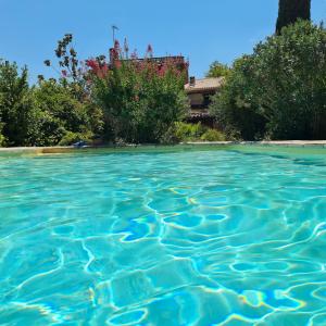 Maisons de vacances Maison spacieuse a Lorgues avec piscine privee : photos des chambres