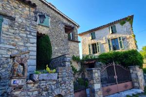 Maisons de vacances Maison spacieuse a Lorgues avec piscine privee : photos des chambres