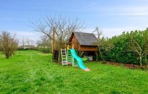 Cozy Home In Scorbé-Clairvaux With Wifi