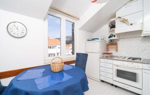 1 Bedroom Lovely Apartment In Dubrovnik