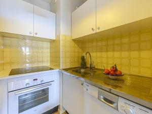 Apartment Les Terrasses de la Plage by Interhome