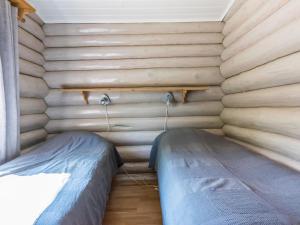 Holiday Home Huvikumpu by Interhome