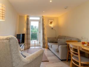 Holiday Home Railway House by Interhome