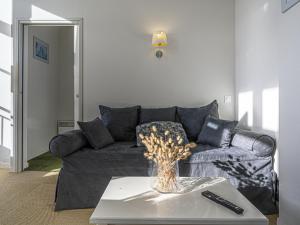 Apartment Château De Kergonano-15 by Interhome