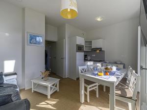 Apartment Château De Kergonano-15 by Interhome