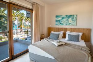Exceptional Beachfront Villa Blue Cocoon