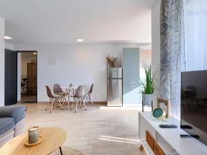 Apartment La Mar 1 by Interhome