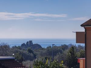 Apartment La Mar 1 by Interhome