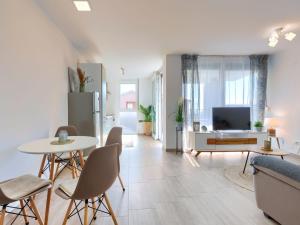 Apartment La Mar-1 by Interhome