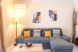 Colourful and bright apt in Kallithea - Apartments, Athens
