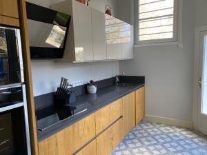 Maisons de vacances La Villa Authentique - Jacuzzi, babyfoot : photos des chambres