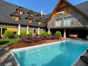 科利巴酒店 - Kaplna