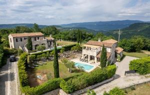 Amazing Home In Sovinjak With Wifi