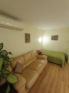 Солнечный Набережная Малиновского дом 6 Центр