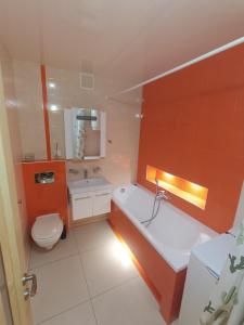 Солнечный Набережная Малиновского дом 6 Центр