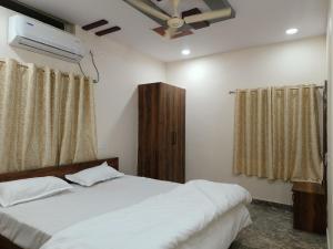 RK RESIDENCY