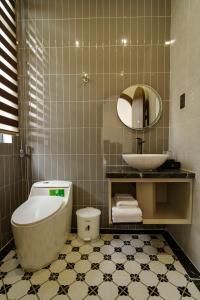 Phòng Tiêu Chuẩn Giường Đôi (Double Standard Room)