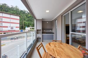 BH29: 1 Quadra d Praia, Ar, Churrasqueira, Piscina