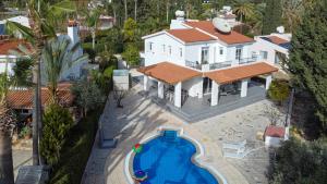 Grand Villa Baci