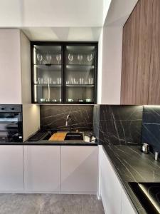 Crown Apartments - BW Sole