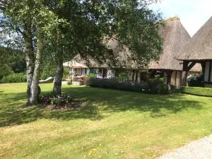grande Chaumière avec piscine chauffée Normandie - Vieux-Bourg