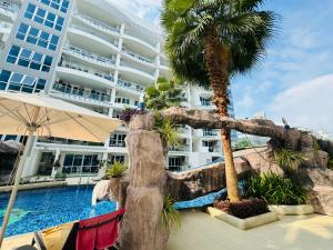 Grand Avenue Conde Pattaya