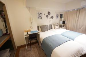Apartment House Floor Assemble 403
