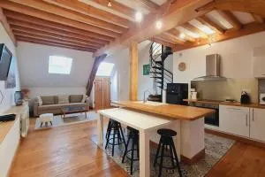 COSY BURGUNDY - Pommard