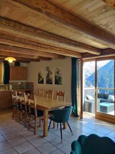 Unique à Champagny lappartement Panoramik dans un Chalet dAlpage avec une vue exceptionnelle