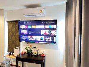 La Vallee Village Town 80172