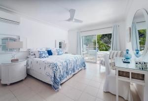 Sea View - Glitter Bay, St James - West Coast, Beach Front Apartment