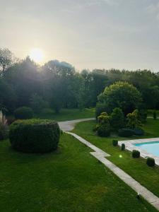 Appartement Élégant, Climatisation et Piscine