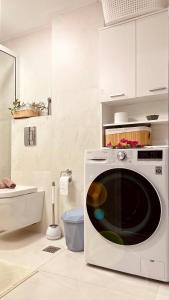 Lilis & Maxis Apartments