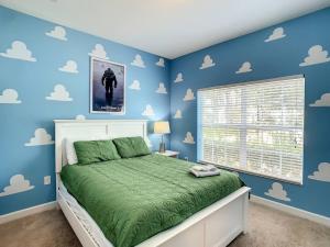 Storey Lake Dreamy Townhome, 5 mi Disney Universal