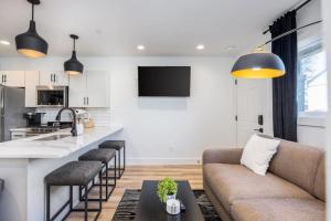 Stylish Condo in Hillsboro Village by Vanderbilt and Belmont