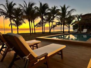 Private Oceanfront 4-Bed Villa wPool on Huge Lot