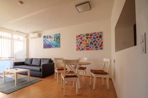 Flataid Apartments Ludersdorf - voll ausgestattet mit Parkplatz