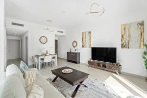 StoneTree - Luxurious 2 BR - Prime Location