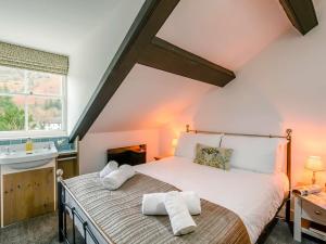 4 Bed in Keswick 86392