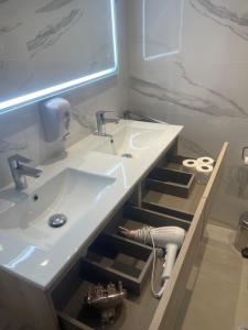 GRAN Y MAGNÍFICO APARTAMENTO EN MáLAGA