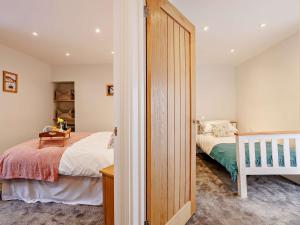 2 Bed in Aberdovey 91962