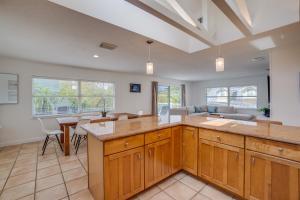 Two-unit home on AMI, 40 steps to beach entrance