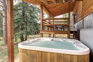 Trail Mountain Cabin