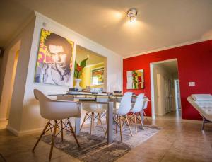 Designer Penthouse - Stunning Property with Amazing Views