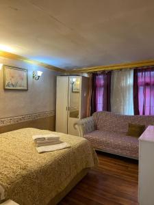 DEDENİN YERİ İSTANBUL