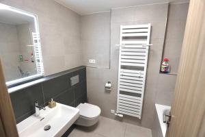 Modern Apartment • Garden • Near The City Center