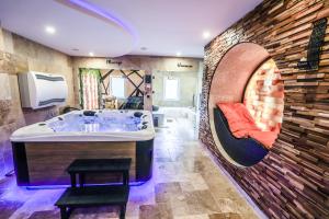 O'SPA 25 - Bien Etre et Détente - 4hvězdičkové hotely ve městě Montbéliard