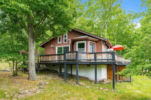 obrázek - Modern Cabin w Mountain View Hot Tub & Fire Pit