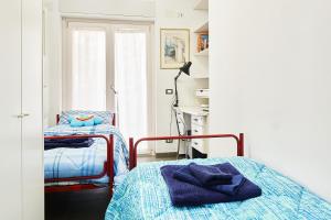 GRANDE TERRAZZA CON VISTA MARE parziale